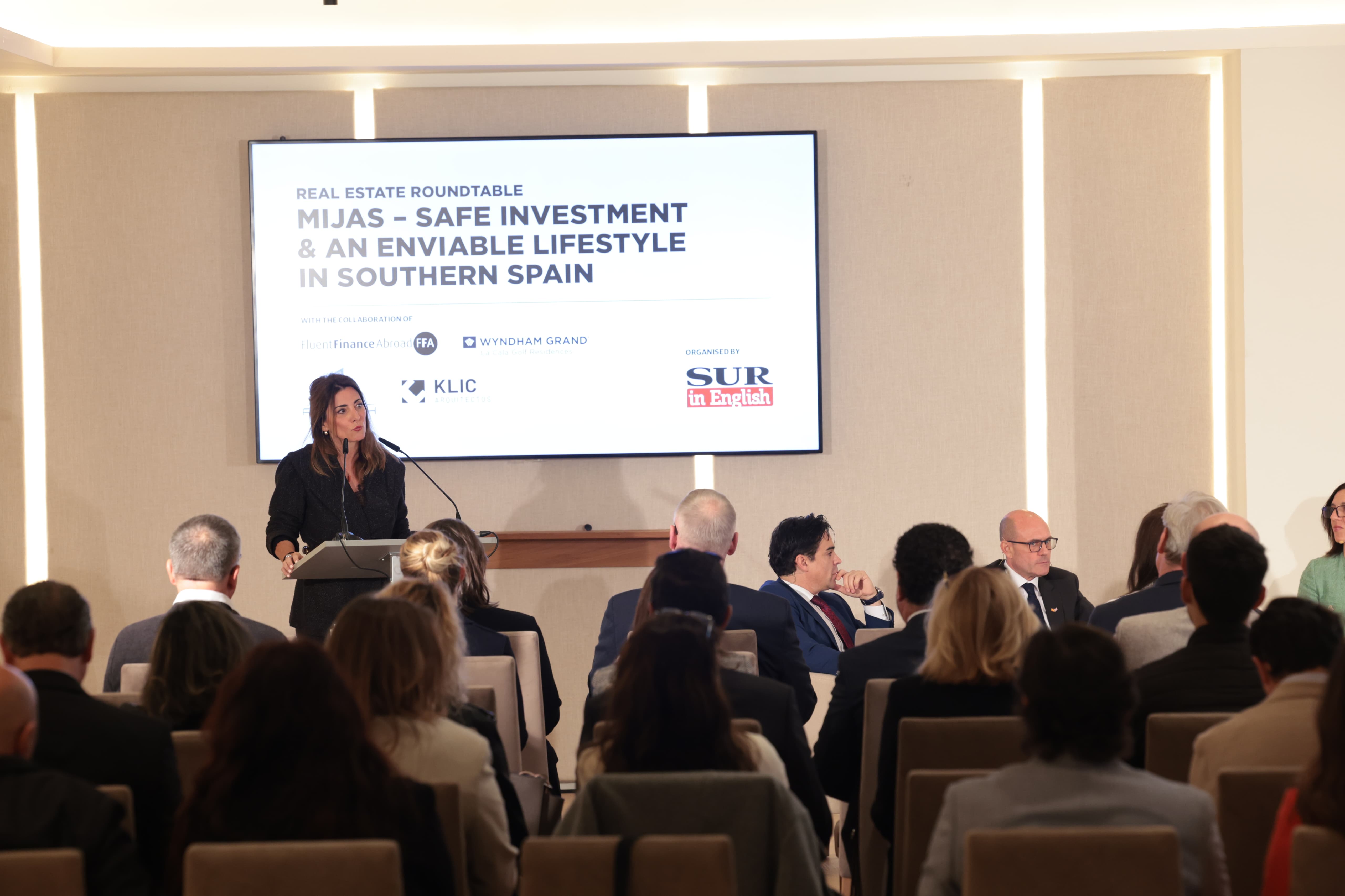 SUR in English real estate roundtable, in images
