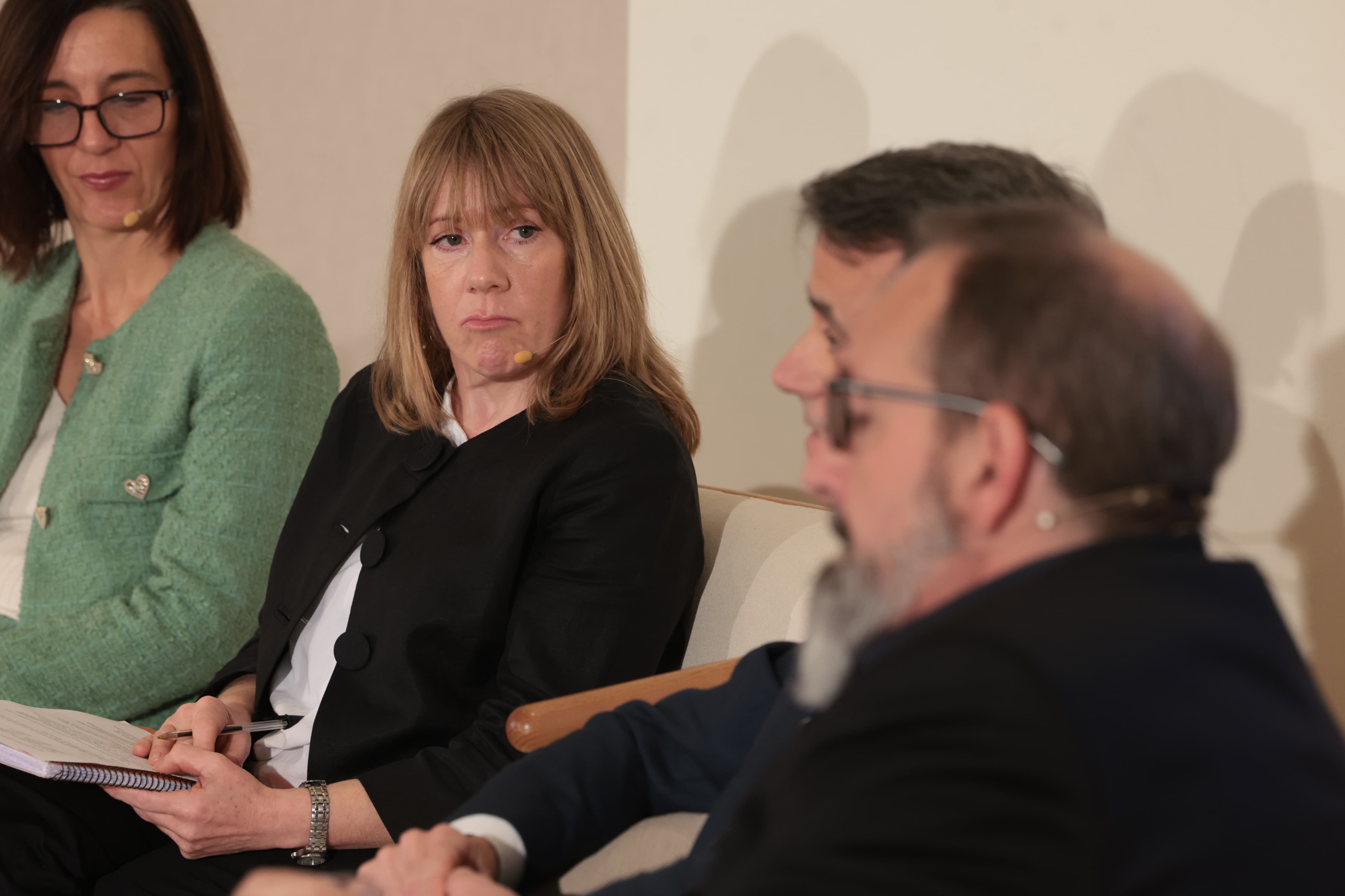 SUR in English real estate roundtable, in images