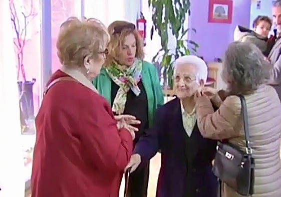 Araceli Hidalgo, on her hundredth birthday.