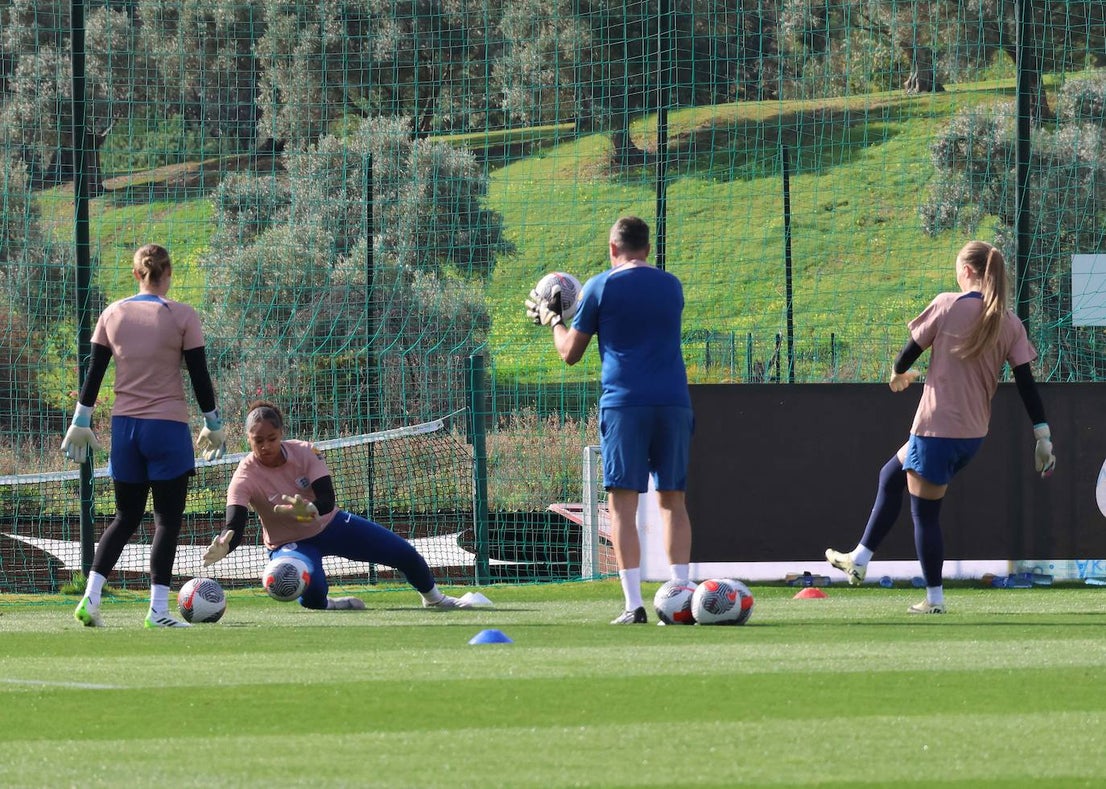 Lionesses train in Marbella - in pictures