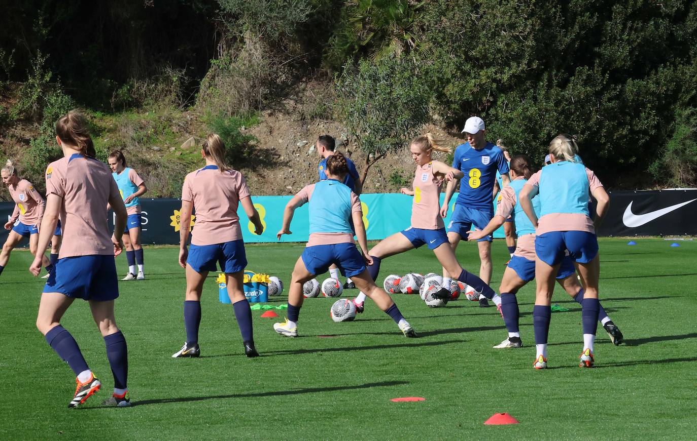 Lionesses train in Marbella - in pictures