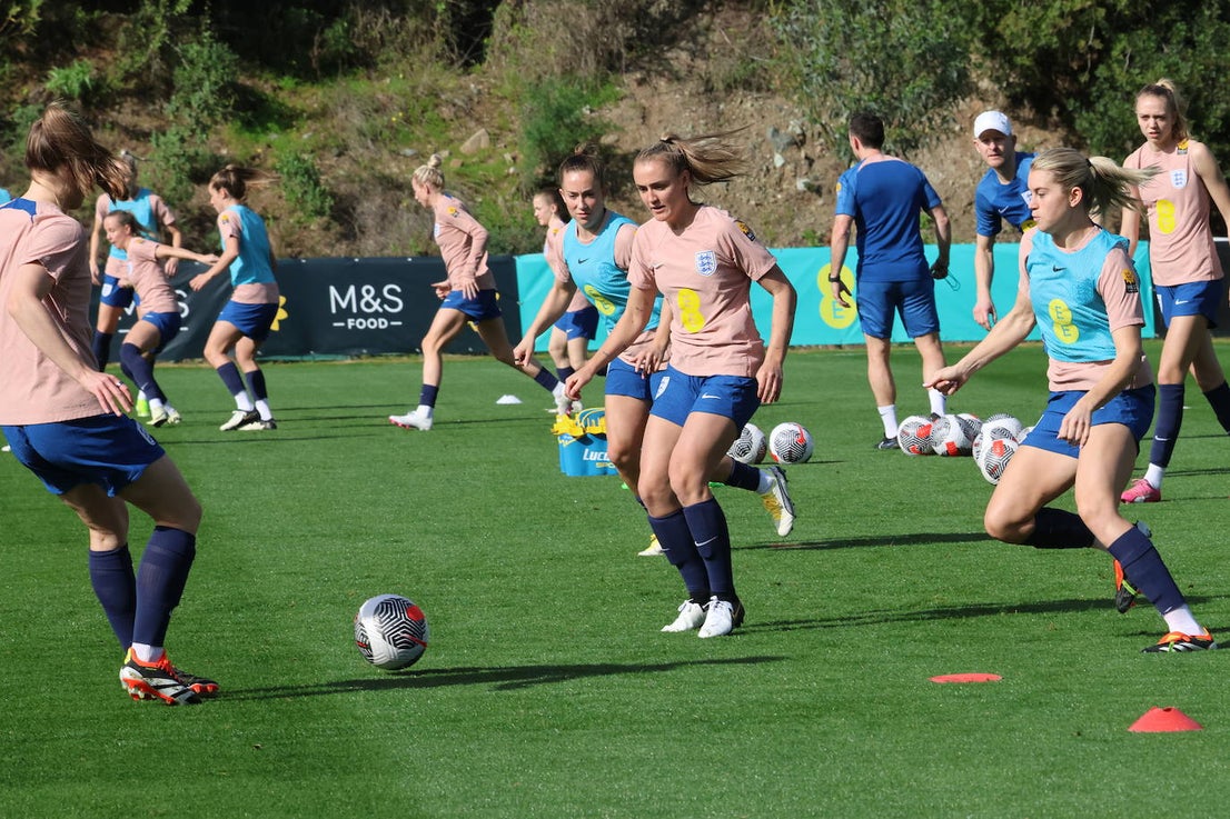 Lionesses train in Marbella - in pictures