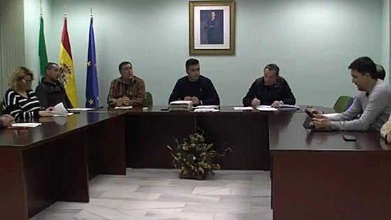 Opposition PSOE and Partido Popular parties form coalition in Axarquía village