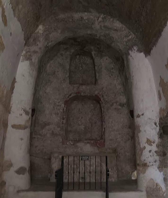 Imagen secundaria 2 - A shrine looking over El Tajo gorge in Ronda for more than 1,000 years