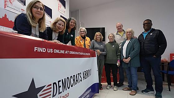 Americans get together for their first Super Tuesday vote in Malaga