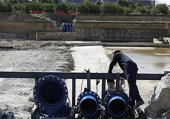 Work at the Aljaima dam.