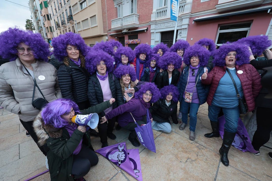 Thousands join massive women's day march in Malaga