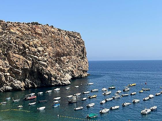 Michelin Guide chefs add to their portfolio by opening a new restaurant on Granada coast