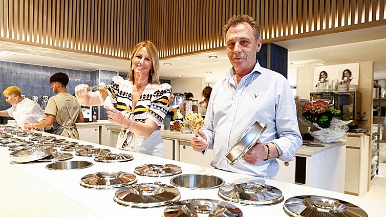 Revamped ice cream parlour celebrating 40 years of business reopens in Malaga