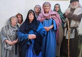 Vera (first left) and Barry (first right) with Spanish, German and British residents who take part in El Paso.