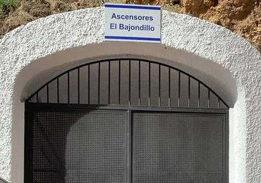Lifts from town to beach back in action in Torremolinos