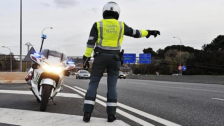 Lorry involved in fatal crash on motorway in south of Spain was transporting hashish as well as a shipment of onions