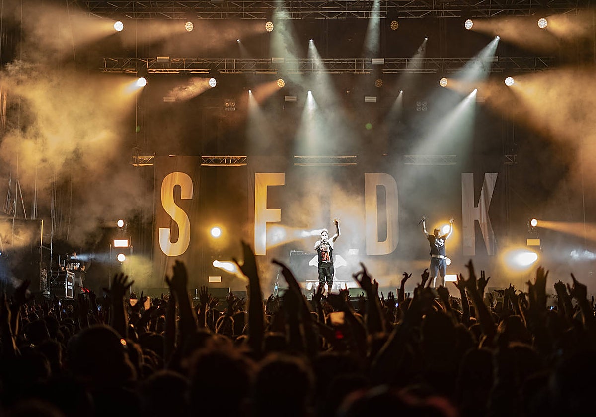 Alameda Festival, with SFDK on stage for one of the most packed-out concerts of last year.