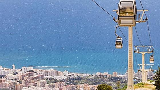 This is when local people registered in the town can travel on Benalmádena's cable car for free