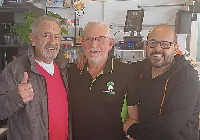 Arguiñano with Pepe and Kike, at Buen Provecho.