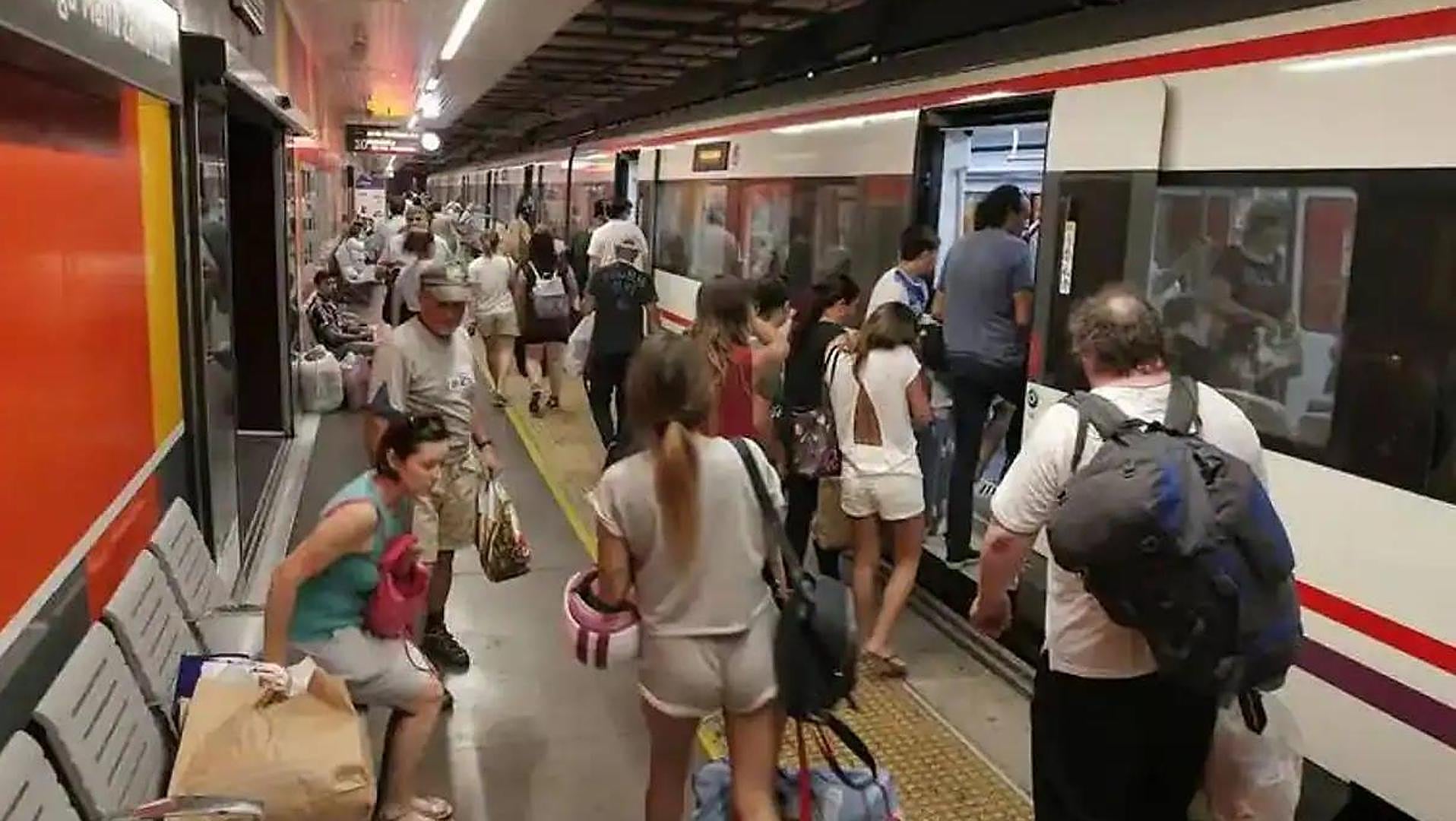 Move to scrap motorway tolls on Costa del Sol until train line from Malaga is extended along the coast gains momentum - Vimarsana News