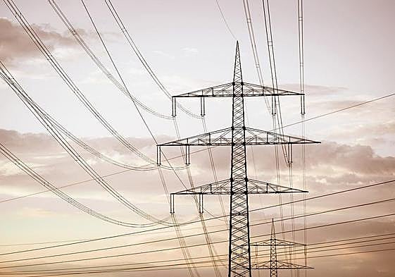 Andalucía calls on central government to invest 544 million euros to extend electricity grid network and drive economic growth