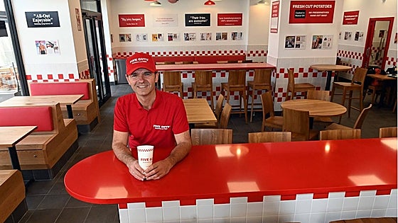 Five Guys, the burger restaurant Barack Obama swears by, doubles its presence on the Costa del Sol and is on the lookout for more sites