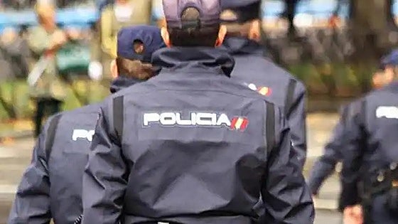 Two young men 'stabbed by gang of youths' in Torremolinos alleyway