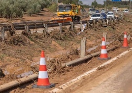 Diversions on Sunday due to work to clear the area affected by floods on the A-92 motorway.