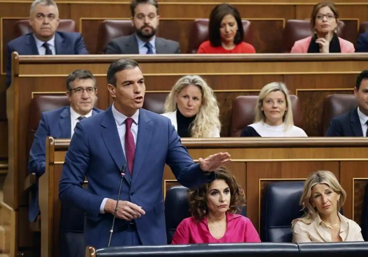 Spain's prime minister to consider standing down after wife placed under investigation