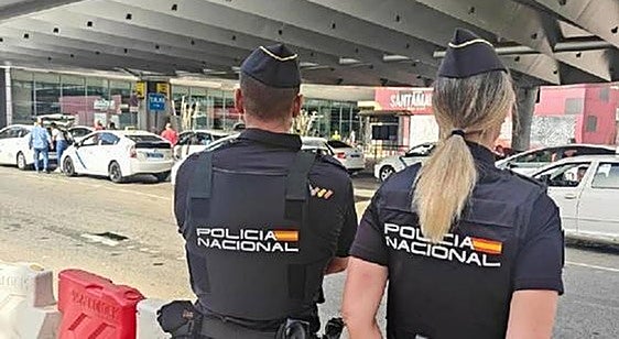 Five arrested in connection with racist insults and assault on driver at arrivals area of Malaga Airport