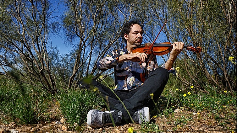 Violinist Jesús Reina presents his most personal concert yet: 'I feel vulnerable because I'm showing who I really am'
