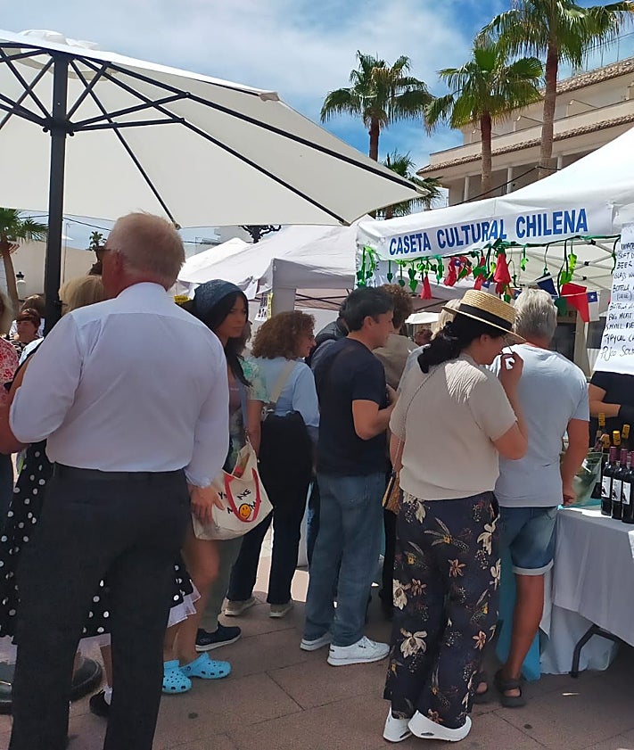 Imagen secundaria 2 - Nerja 41 Club, casa Ecuador, Caseta Cultural Chilena.