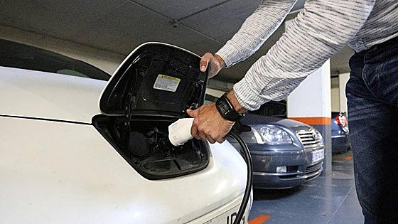 The Top 10 myths about electric cars, as listed by a leading consumer group in Spain