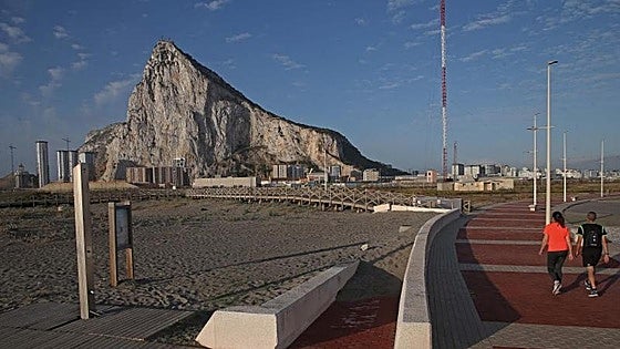 Brexiteer UK MPs express worries over border controls at Gibraltar Airport