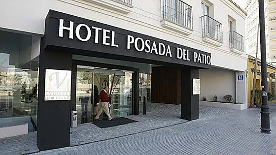 Are you over 60 and want to cook in a five-star restaurant in Malaga?