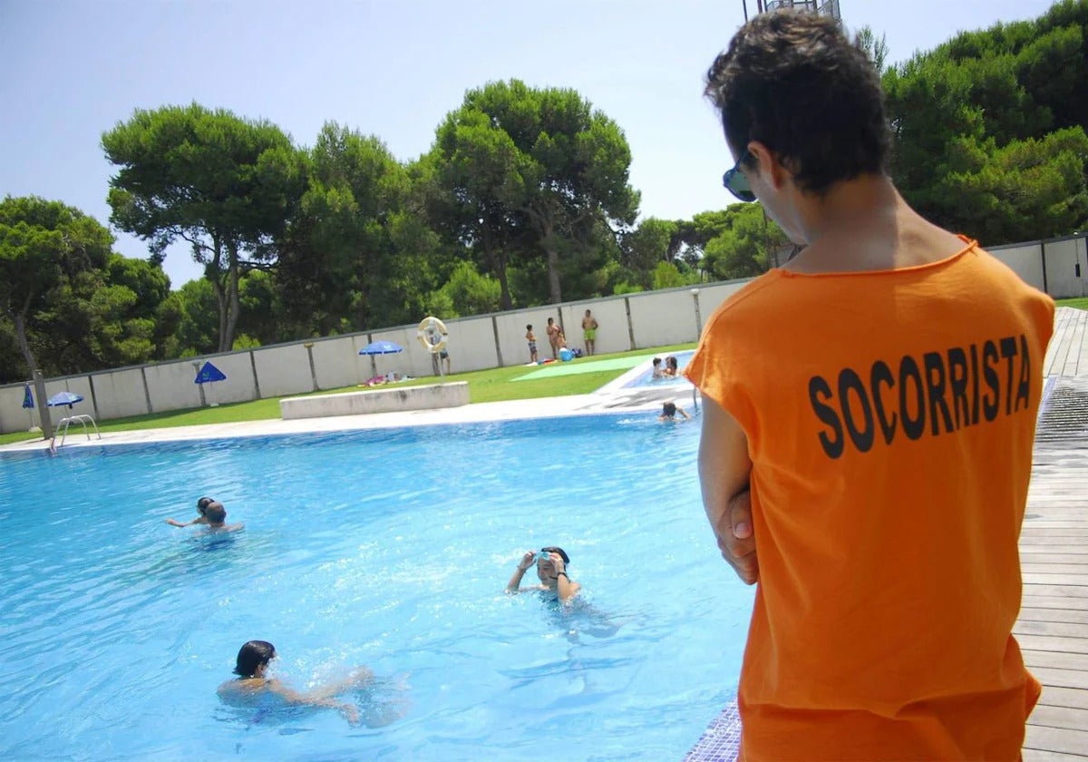 Water supply companies in agreement with Junta regarding filling private swimming pools and emergency irrigation this summer