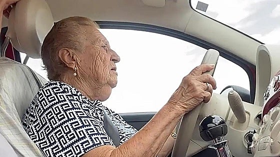 The 93-year-old great-grandmother still behind the wheel in Spain who never turns the radio on to avoid distractions