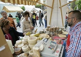 A previous Axarquía goats' cheese and wine festival in Torre del Mar.