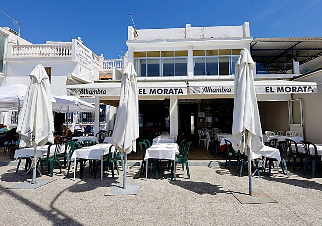 El Morata is one of the landmarks of Pedregalejo's promenade.