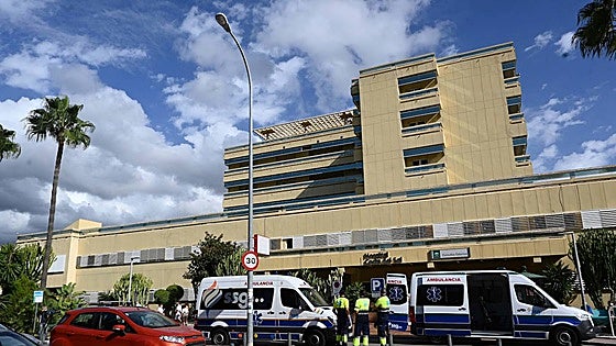 Two youths stabbed, one of them seriously, after fighting over a scooter in Estepona