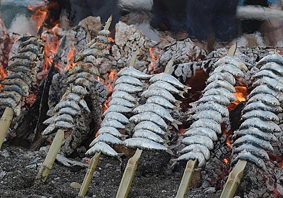 Eight chiringuitos where you can eat the Costa del Sol's famous 'espetos' all year round