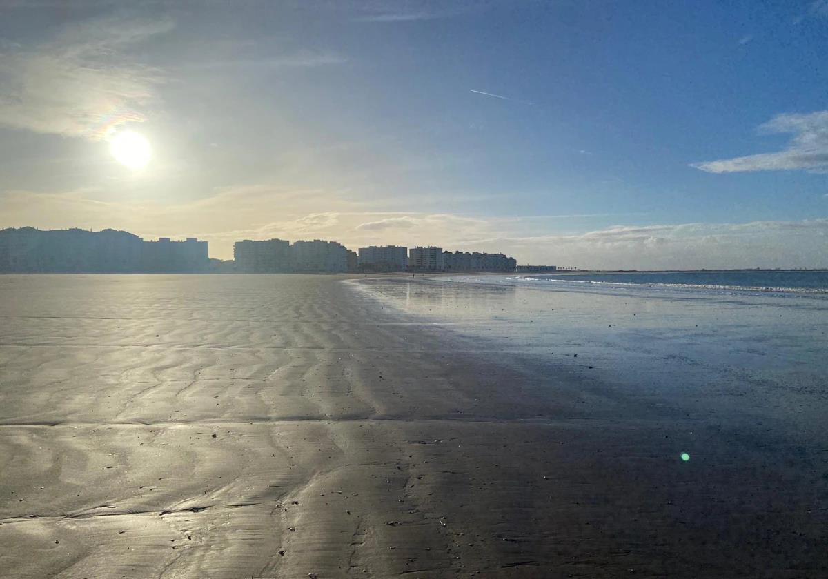 Cadiz province's most popular beaches are gearing up for the summer season