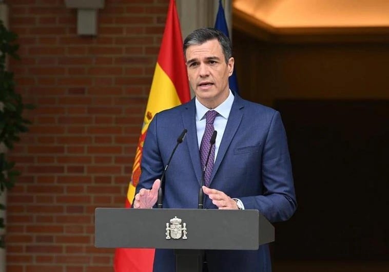 Pedro Sánchez during his appearance at the Moncloa this Tuesday.