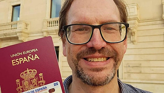 Meet the Brits who have become Spanish and will be voting as EU citizens in the 9 June elections
