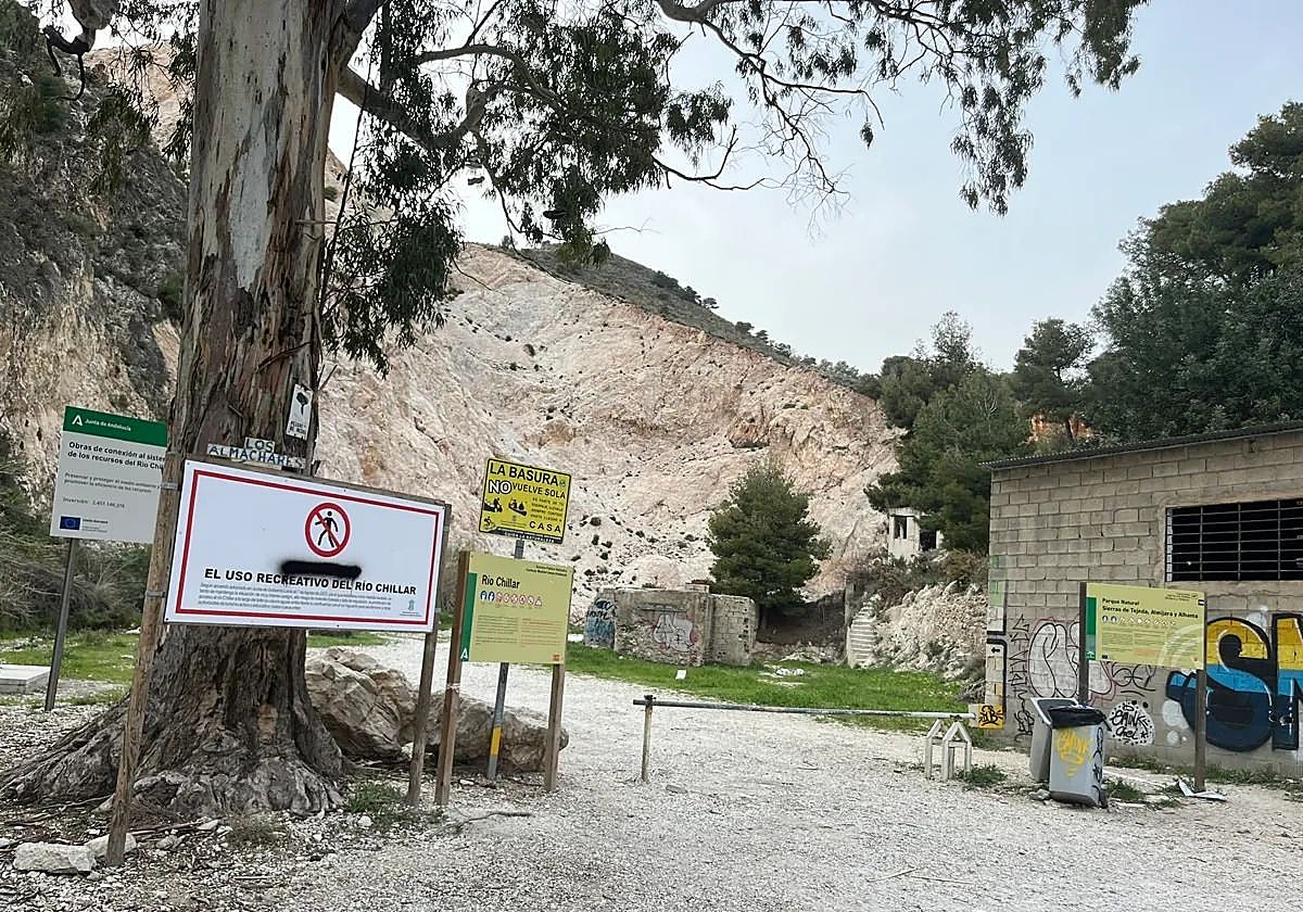 Nerja's popular Río Chillar beauty spot is to remain closed this summer.