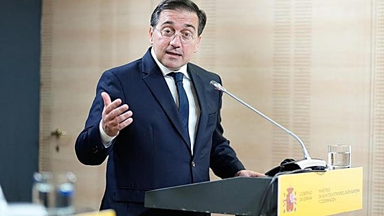 Spanish foreign minister rules out agreement on Gibraltar until after the UK elections