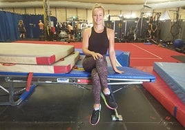 Zara McLean takes a break from rehearsing in the Big Top to speak to SUR in English.