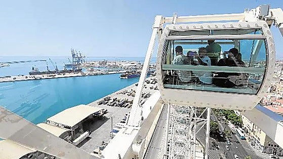 Plans set in motion for new 40-metre-high big wheel attraction in Malaga offering spectacular views of the city and port