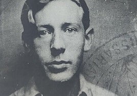 Lee in A Moment of War.