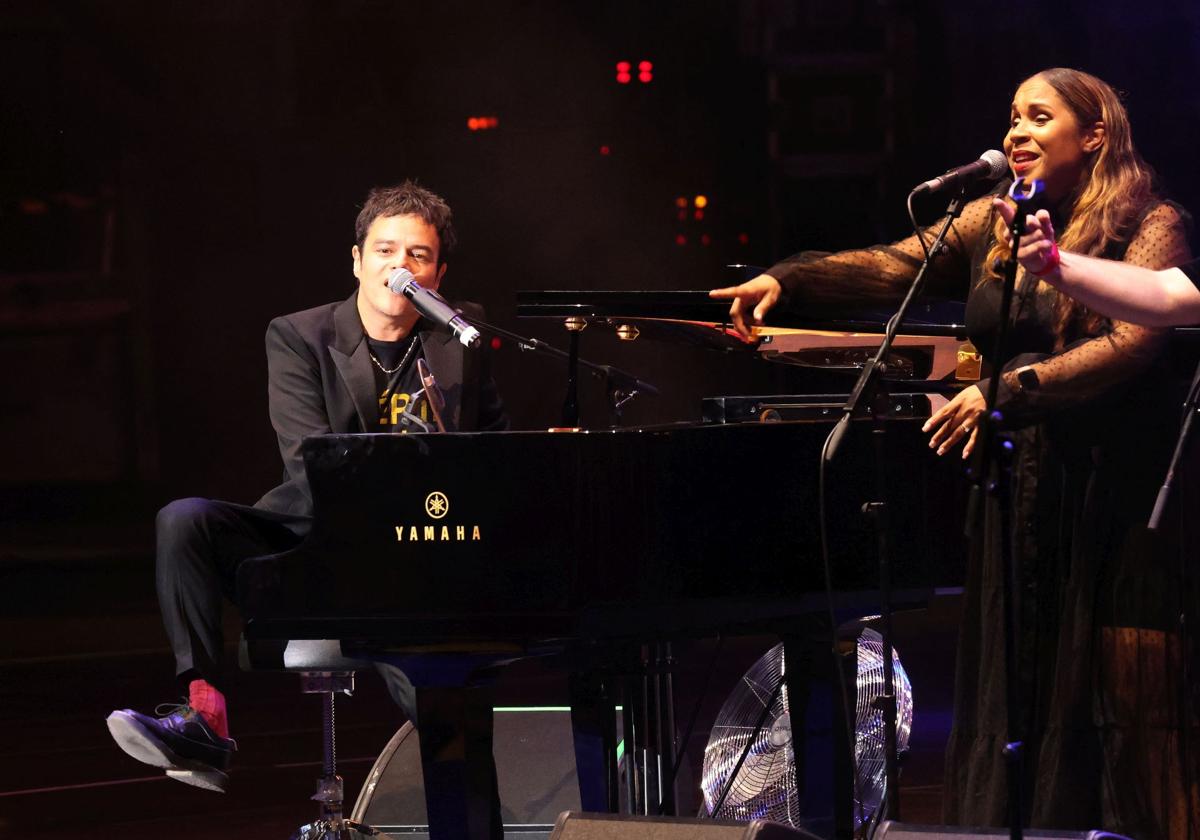 Singer and pianist Jamie Cullum on stage at the 13th Starlite Occident festival in Marbella's Nagüeles quarry venue.