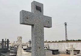 Crosses on graves in Torrijos cemetery.