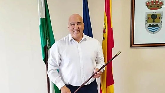 Tributes pour in for 52-year-old mayor of Malaga village who has died following a heart attack