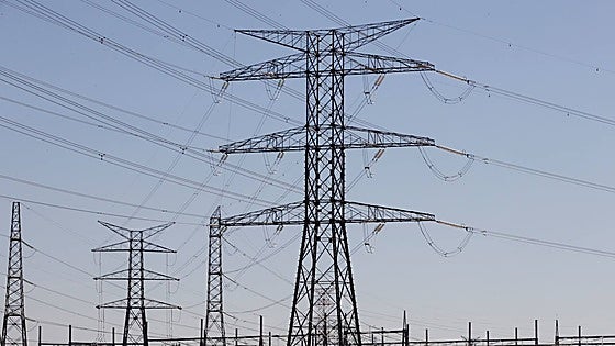 Malaga does not have an electricity grid distribution network sufficient to power large business projects