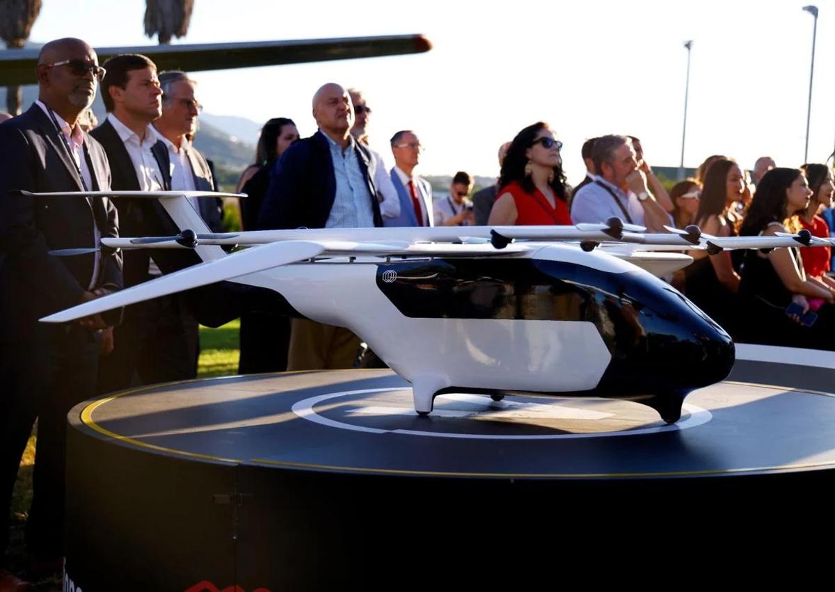 Imagen secundaria 1 - Prototype of passenger drone fleet unveiled in Malaga: Flights to Marbella in 15 minutes for around 100 euros planned